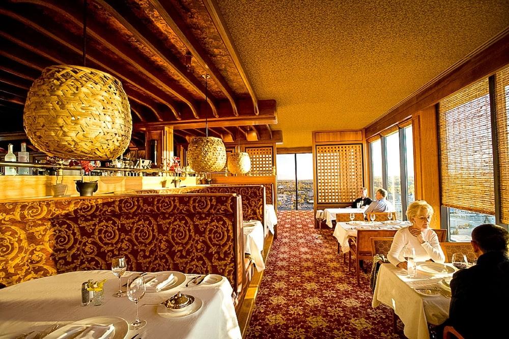 The Hotel Captain Cook Анкоридж Екстер'єр фото