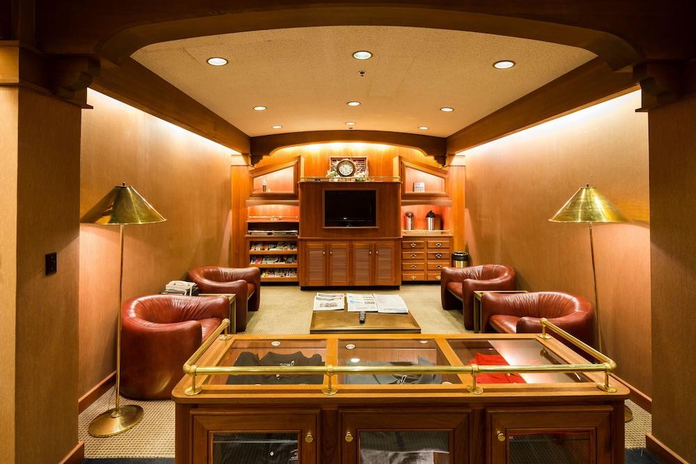 The Hotel Captain Cook Анкоридж Екстер'єр фото