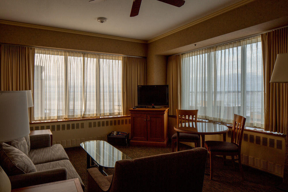 The Hotel Captain Cook Анкоридж Екстер'єр фото