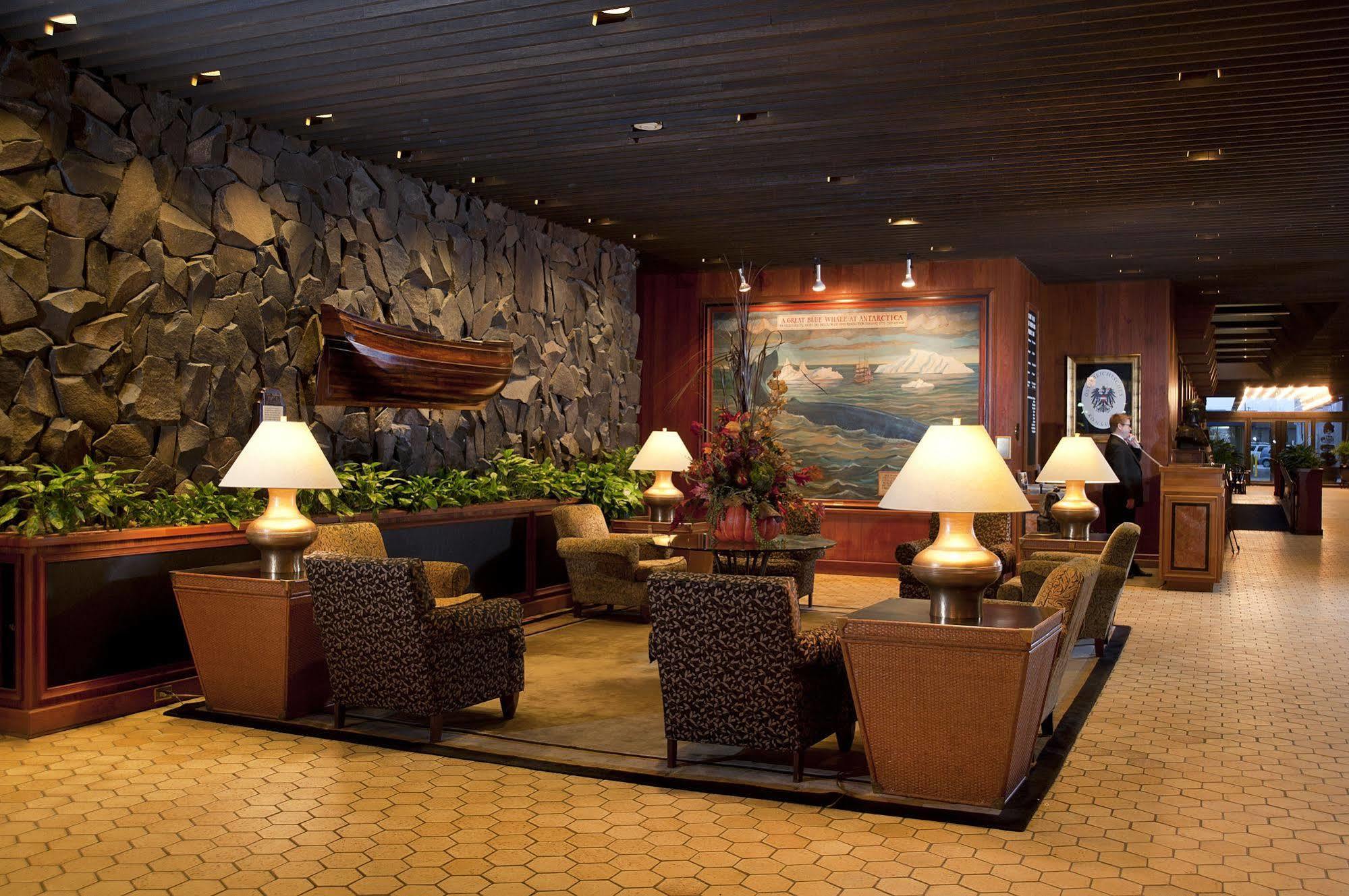 The Hotel Captain Cook Анкоридж Екстер'єр фото